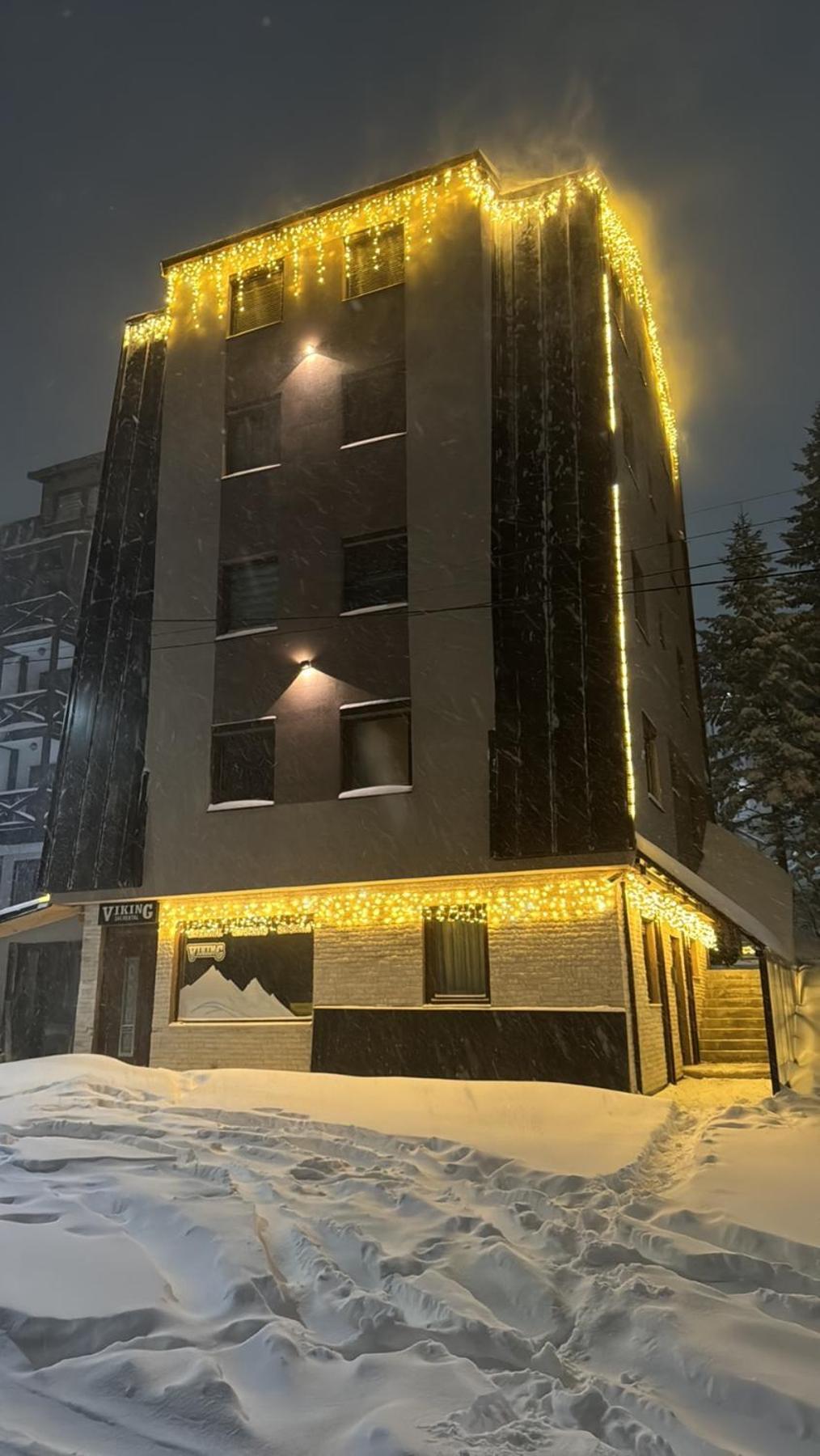 Wolf Apartments ยาโฮรินา ภายนอก รูปภาพ